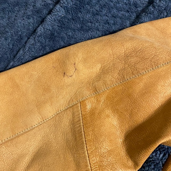 Soft Tan/ Camel Color 100% Leather Retro Styled Jacket - Picture 6 of 7